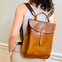 Load image into Gallery viewer, Le Papillon Pisa Leather Backpack